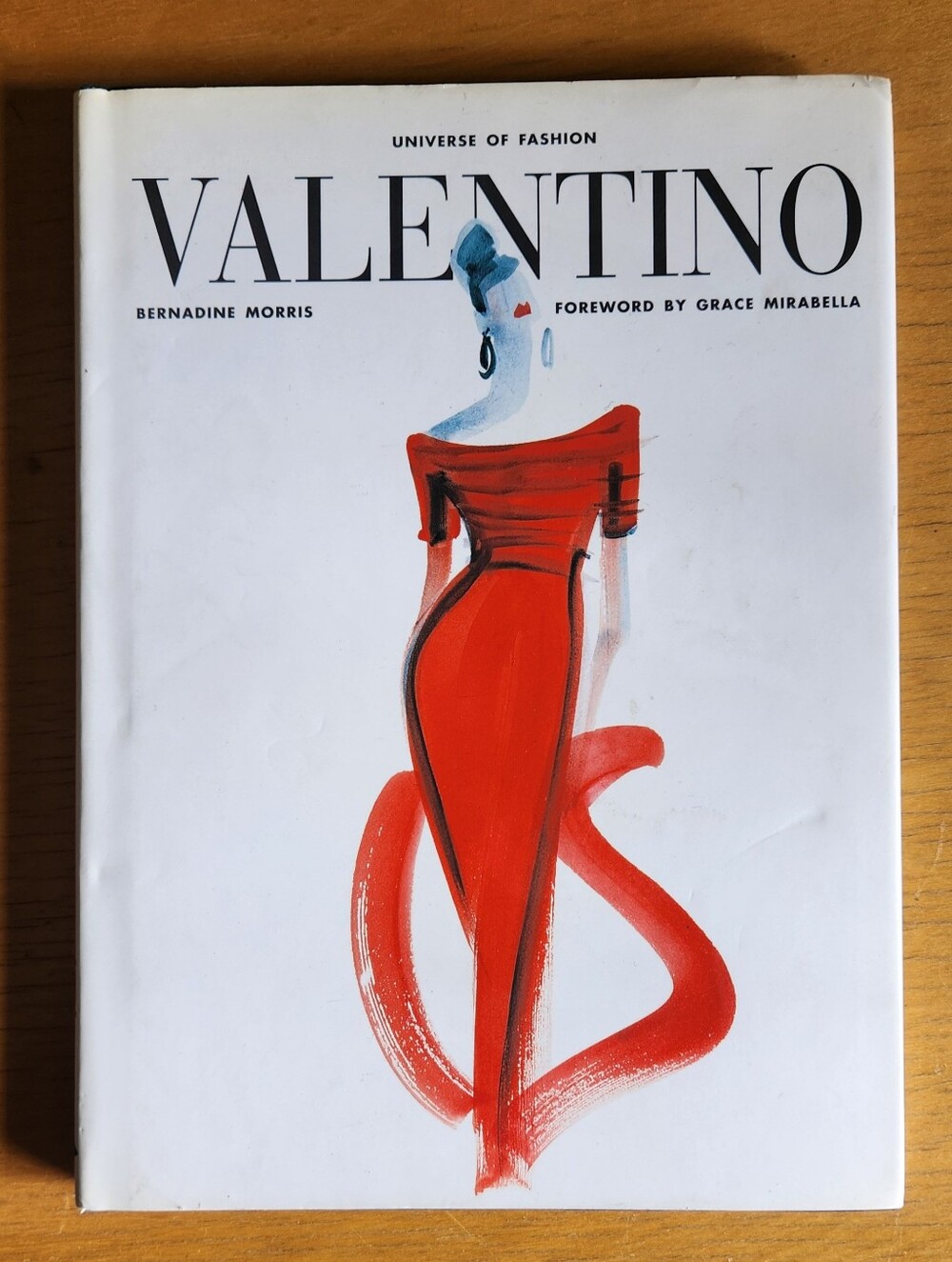 Assouline – Valentino Universe of Fashion (1996)